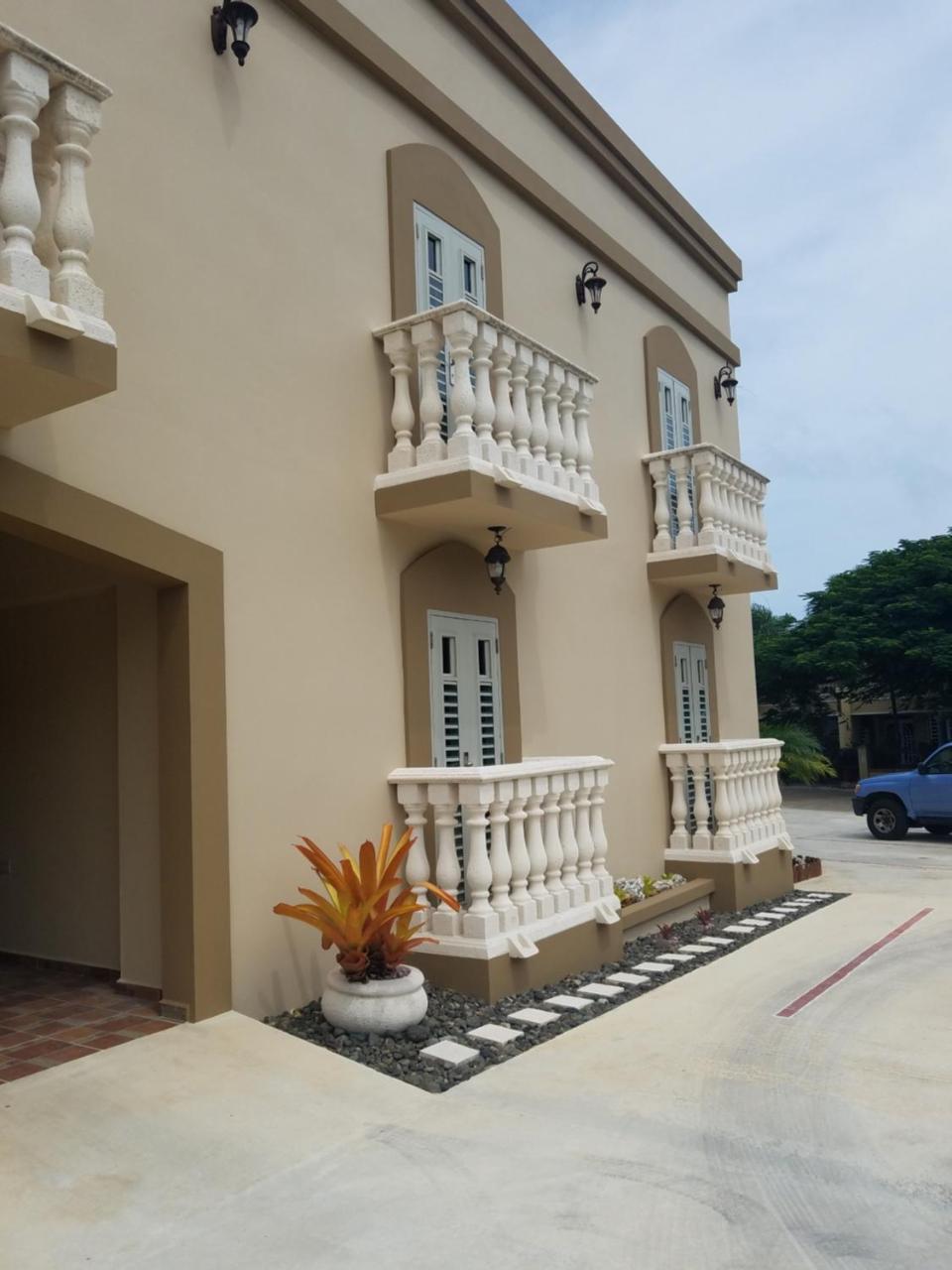 Tropical Ramey Apartments Aguadilla Exterior foto